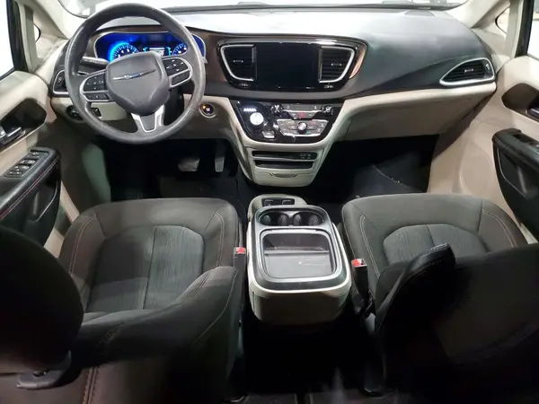 2C4RC1BG3HR796100 2017 CHRYSLER PACIFICA - Image 8