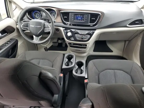2C4RC1BG3HR797098 2017 CHRYSLER PACIFICA - Image 8