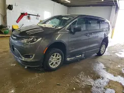 2C4RC1BG3HR797120 2017 CHRYSLER PACIFICA