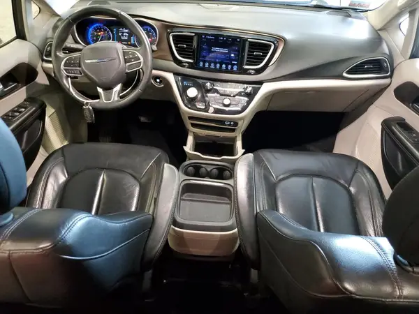 2C4RC1BG3HR809797 2017 CHRYSLER PACIFICA - Image 8