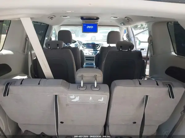 2C4RC1BG3HR811453 2017 CHRYSLER PACIFICA - Image 8