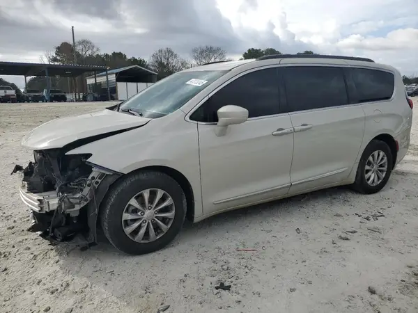 2C4RC1BG3HR812411 2017 CHRYSLER PACIFICA - Image 1