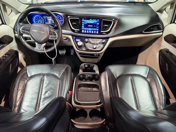 2C4RC1BG3HR820475 2017 CHRYSLER PACIFICA - Image 8
