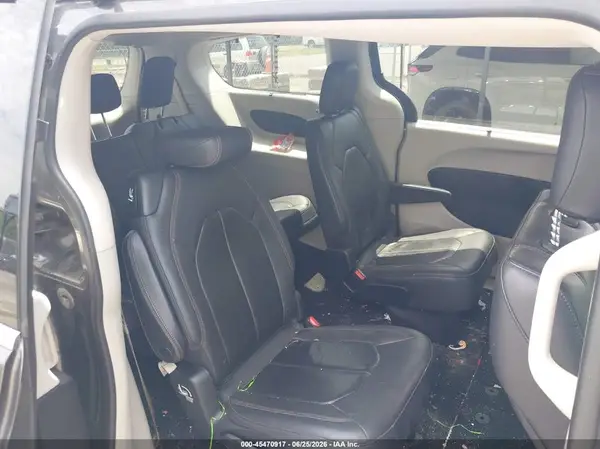 2C4RC1BG3HR831444 2017 CHRYSLER PACIFICA - Image 8