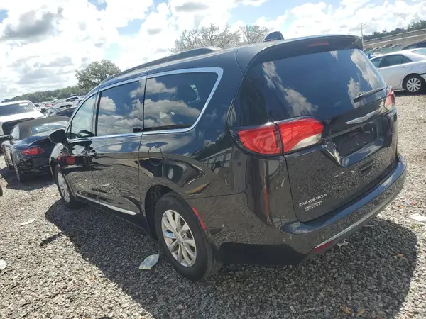 2C4RC1BG3HR832125 2017 CHRYSLER PACIFICA - Image 2