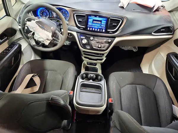 2C4RC1BG3HR840659 2017 CHRYSLER PACIFICA - Image 8