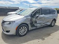 2C4RC1BG3JR101488 2018 CHRYSLER PACIFICA