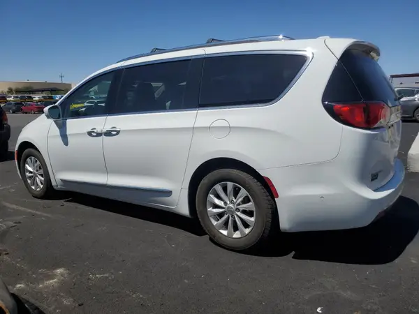 2C4RC1BG3JR106335 2018 CHRYSLER PACIFICA - Image 2