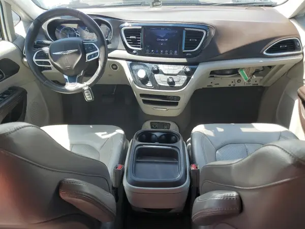 2C4RC1BG3JR106335 2018 CHRYSLER PACIFICA - Image 8