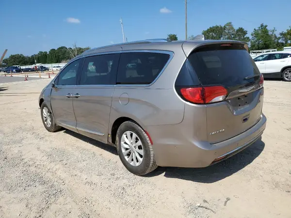 2C4RC1BG3JR107582 2018 CHRYSLER PACIFICA - Image 2