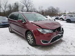 2C4RC1BG3JR107842 2018 CHRYSLER PACIFICA