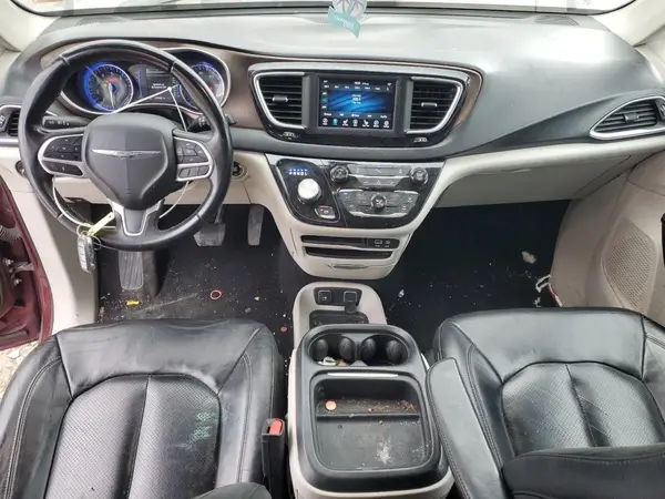 2C4RC1BG3JR110627 2018 CHRYSLER PACIFICA - Image 8