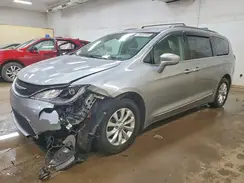 2C4RC1BG3JR112197 2018 CHRYSLER PACIFICA