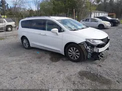 2C4RC1BG3JR120204 2018 CHRYSLER PACIFICA