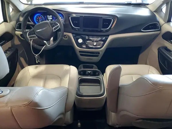 2C4RC1BG3JR121840 2018 CHRYSLER PACIFICA - Image 8