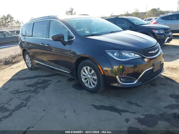 2C4RC1BG3JR124169 2018 CHRYSLER PACIFICA - Image 1
