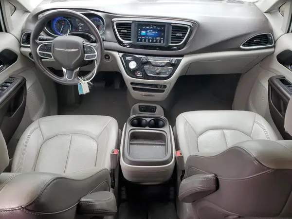 2C4RC1BG3JR141909 2018 CHRYSLER PACIFICA - Image 8