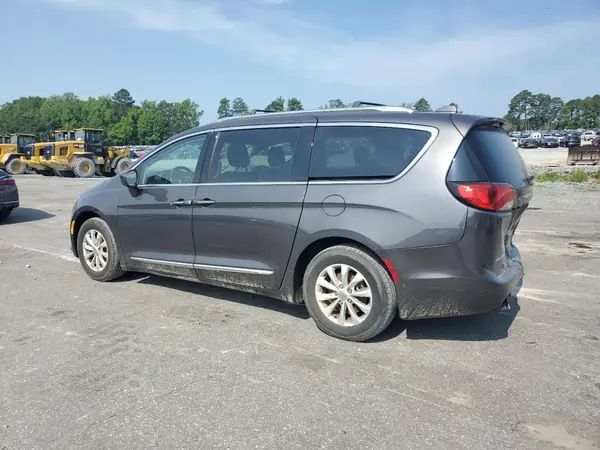 2C4RC1BG3JR152263 2018 CHRYSLER PACIFICA - Image 2