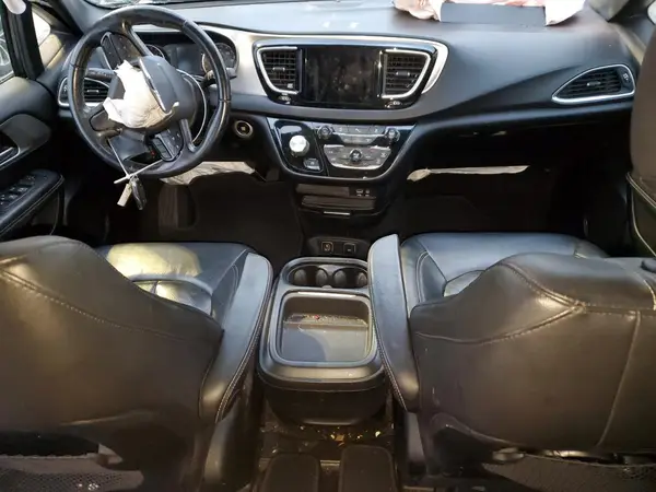 2C4RC1BG3JR157429 2018 CHRYSLER PACIFICA - Image 8