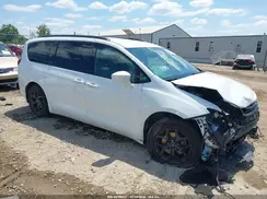 2C4RC1BG3JR158693 2018 CHRYSLER PACIFICA