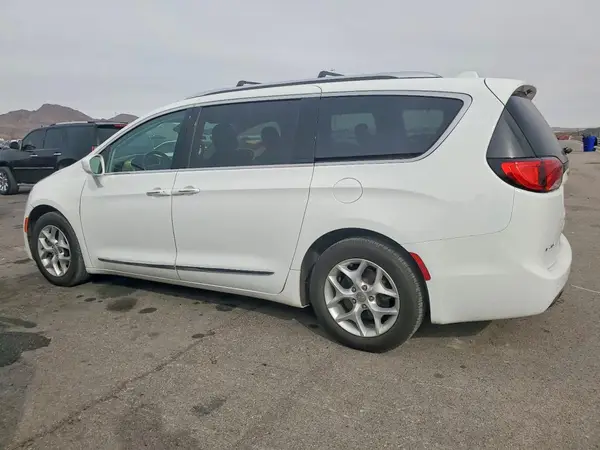 2C4RC1BG3JR169239 2018 CHRYSLER PACIFICA - Image 2