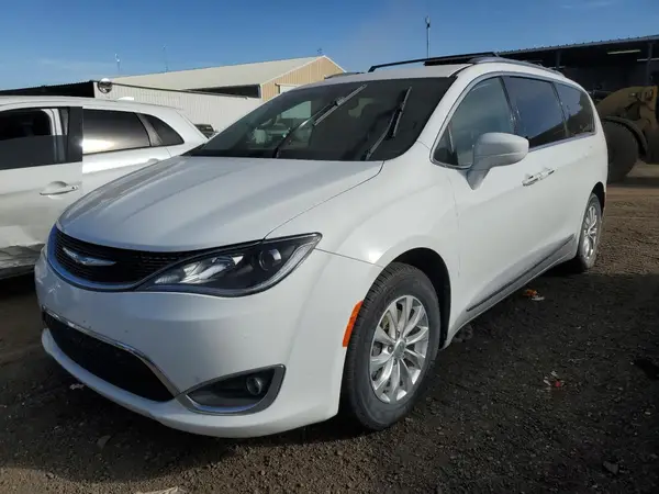 2C4RC1BG3JR186056 2018 CHRYSLER PACIFICA - Image 1