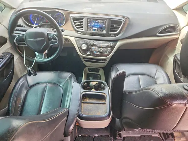 2C4RC1BG3JR192830 2018 CHRYSLER PACIFICA - Image 8