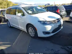 2C4RC1BG3JR193038 2018 CHRYSLER PACIFICA