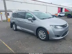 2C4RC1BG3JR211439 2018 CHRYSLER PACIFICA