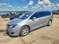 2C4RC1BG3JR219038 2018 CHRYSLER PACIFICA