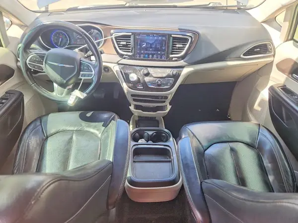 2C4RC1BG3JR219038 2018 CHRYSLER PACIFICA - Image 8