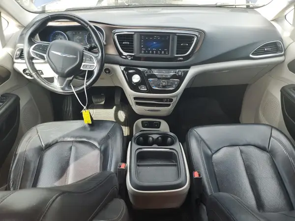 2C4RC1BG3JR227611 2018 CHRYSLER PACIFICA - Image 8