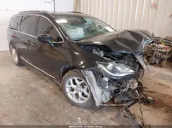 2C4RC1BG3JR234283 2018 CHRYSLER PACIFICA