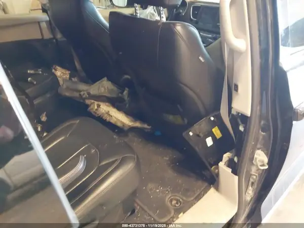 2C4RC1BG3JR234283 2018 CHRYSLER PACIFICA - Image 8