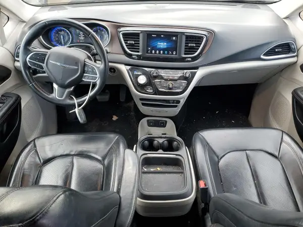 2C4RC1BG3JR234798 2018 CHRYSLER PACIFICA - Image 8