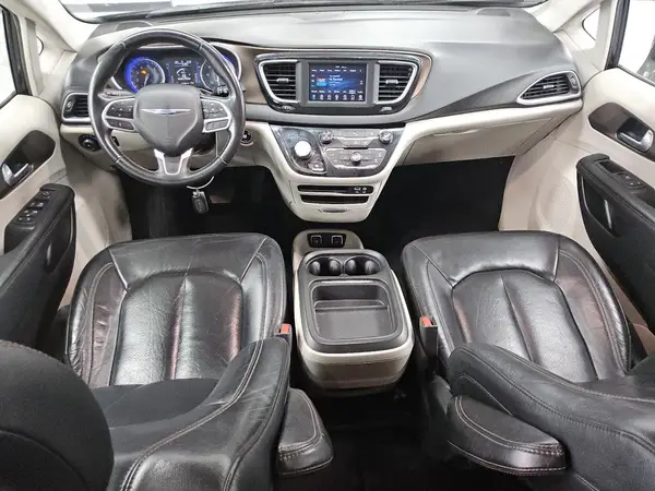 2C4RC1BG3JR246398 2018 CHRYSLER PACIFICA - Image 8