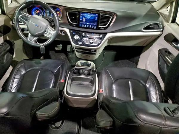 2C4RC1BG3JR246675 2018 CHRYSLER PACIFICA - Image 8