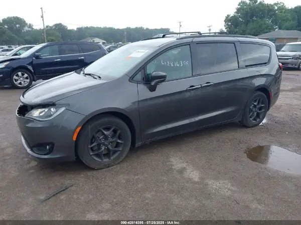 2C4RC1BG3JR248085 2018 CHRYSLER PACIFICA - Image 2