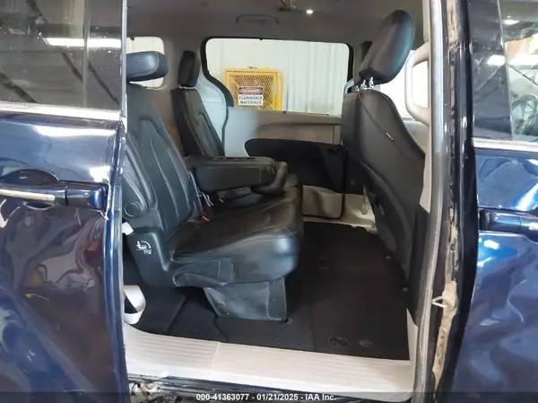 2C4RC1BG3JR252945 2018 CHRYSLER PACIFICA - Image 8