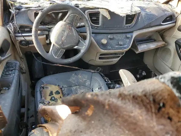 2C4RC1BG3JR258096 2018 CHRYSLER PACIFICA - Image 8