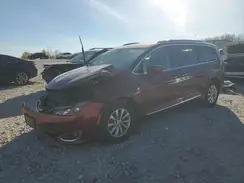 2C4RC1BG3JR260625 2018 CHRYSLER PACIFICA