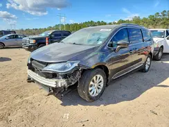 2C4RC1BG3JR269258 2018 CHRYSLER PACIFICA