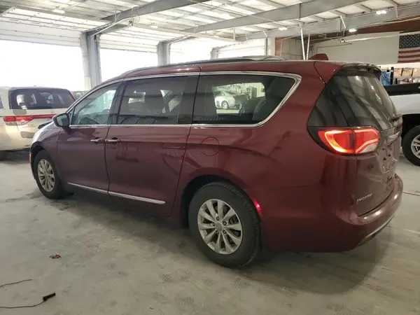 2C4RC1BG3JR277232 2018 CHRYSLER PACIFICA - Image 2