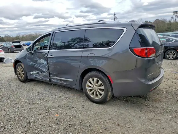 2C4RC1BG3JR279725 2018 CHRYSLER PACIFICA - Image 2