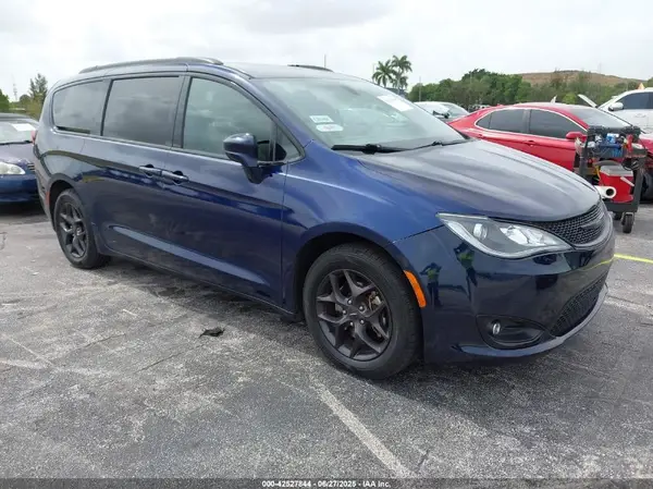 2C4RC1BG3JR292314 2018 CHRYSLER PACIFICA - Image 1