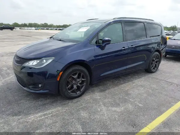 2C4RC1BG3JR292314 2018 CHRYSLER PACIFICA - Image 2