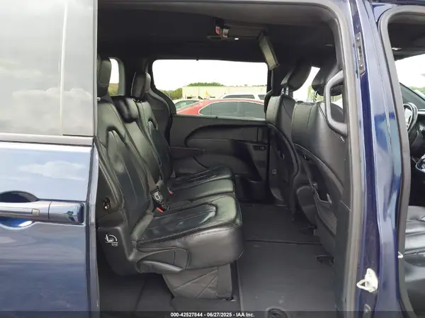 2C4RC1BG3JR292314 2018 CHRYSLER PACIFICA - Image 8