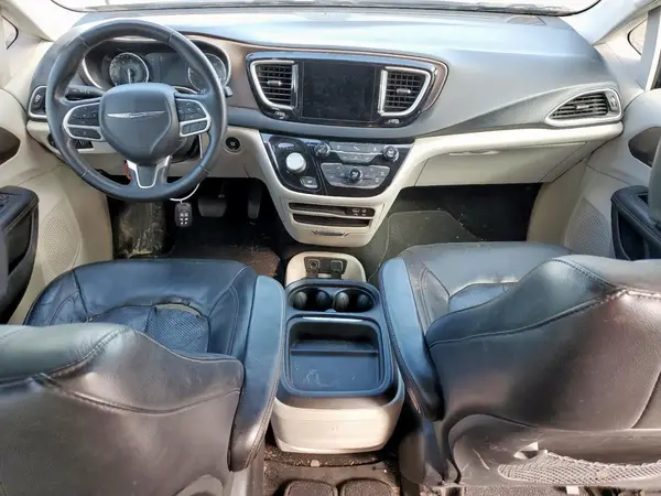2C4RC1BG3JR294628 2018 CHRYSLER PACIFICA - Image 8