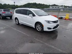 2C4RC1BG3JR312108 2018 CHRYSLER PACIFICA