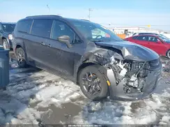 2C4RC1BG3JR332777 2018 CHRYSLER PACIFICA